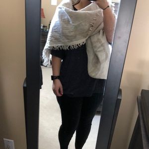 Wilfred Blanket Scarf from Aritzia